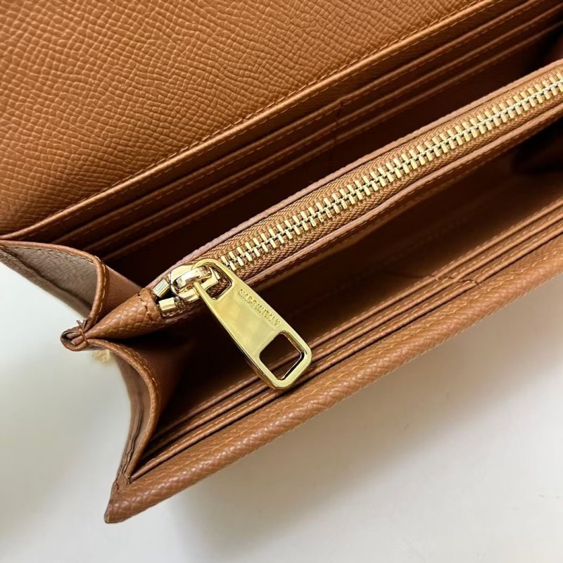 Dolce and Gabbana Hand Bag BG0525150