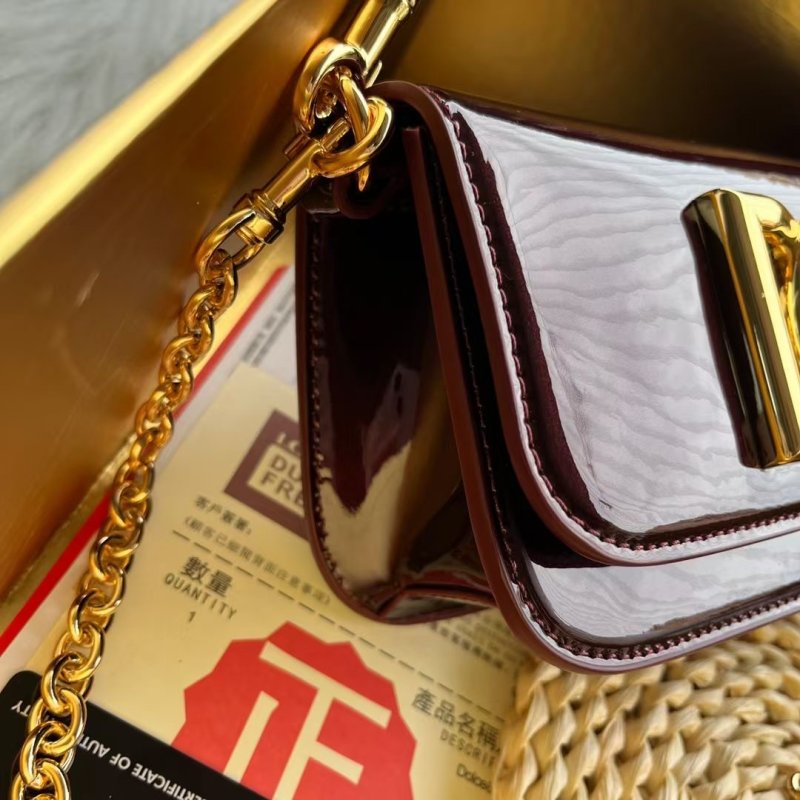 Dolce and Gabbana Hand Bag BG0525152