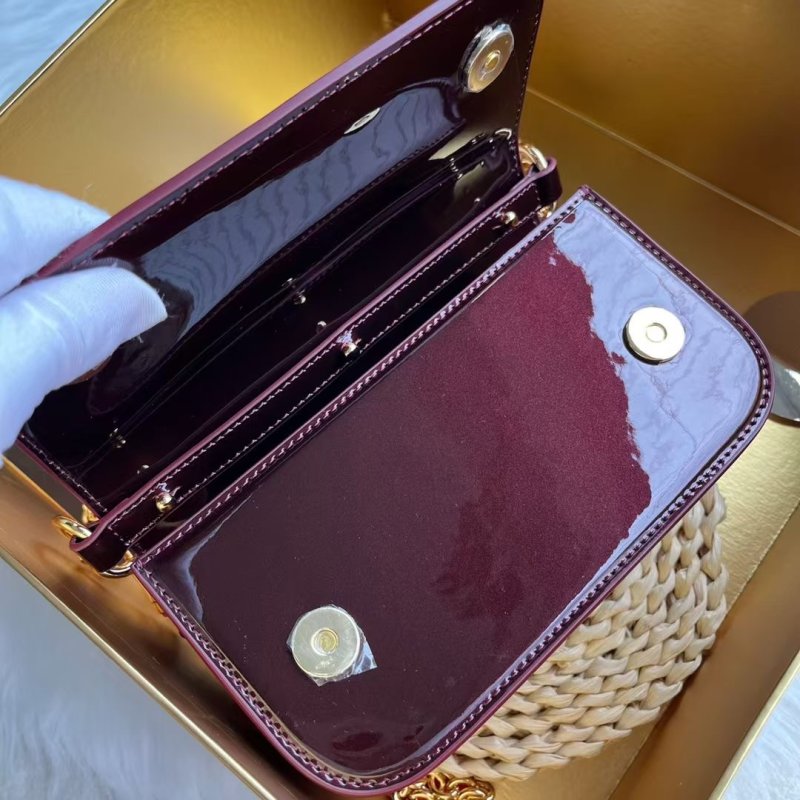 Dolce and Gabbana Hand Bag BG0525152