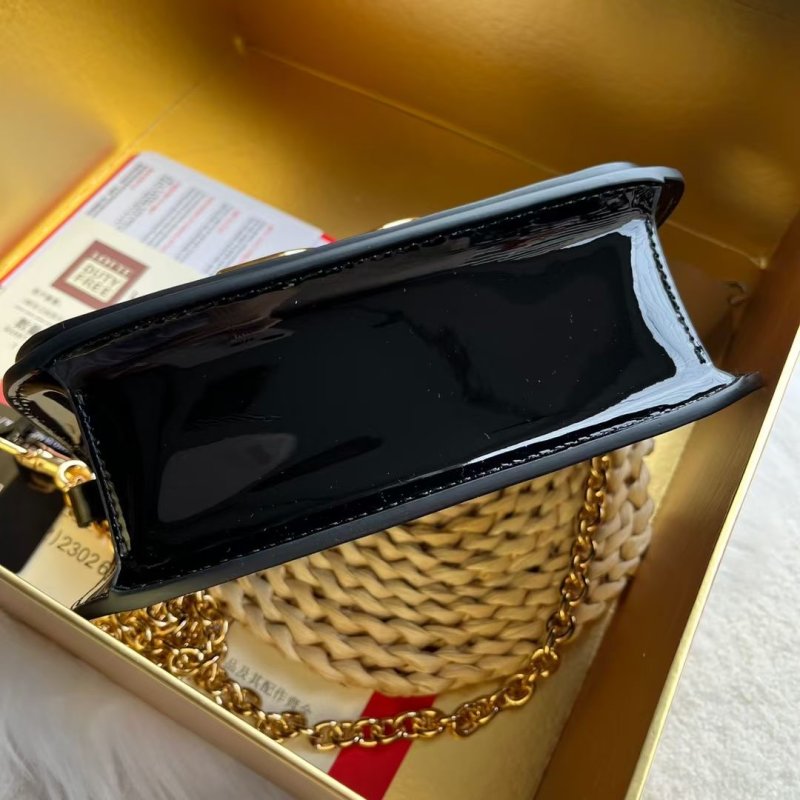 Dolce and Gabbana Hand Bag BG0525153