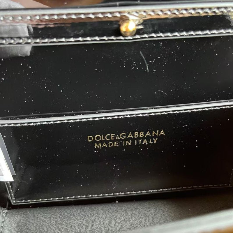 Dolce and Gabbana Hand Bag BG0525153
