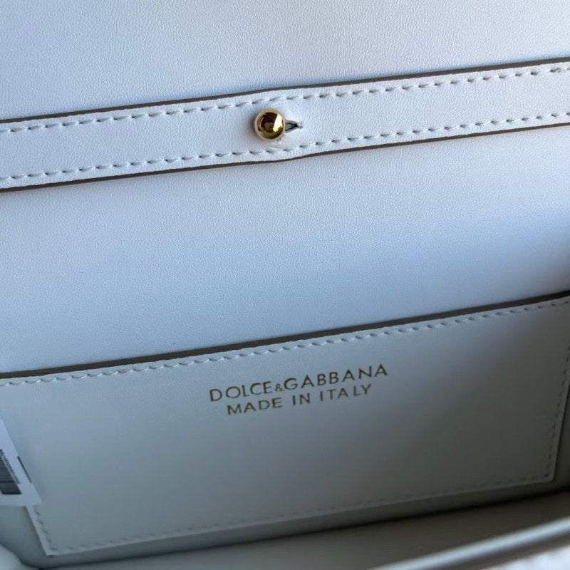 Dolce and Gabbana Hand Bag BG0525154
