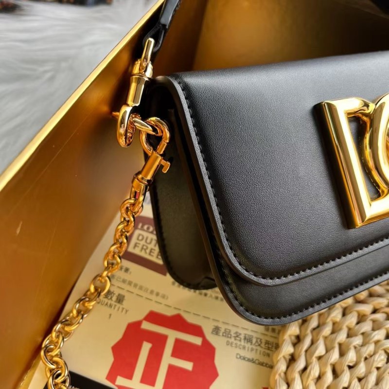 Dolce and Gabbana Hand Bag BG0525155