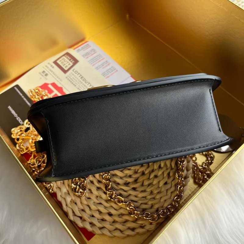 Dolce and Gabbana Hand Bag BG0525155