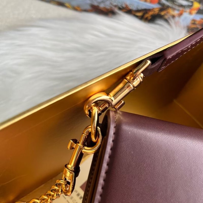 Dolce and Gabbana Hand Bag BG0525156