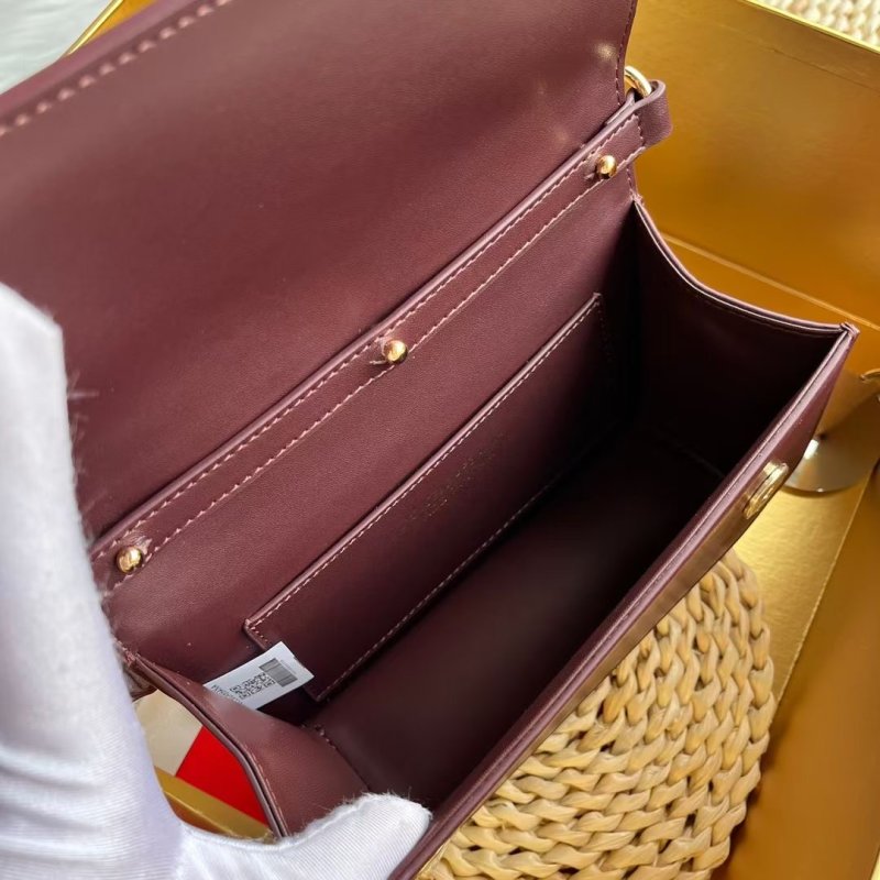 Dolce and Gabbana Hand Bag BG0525156