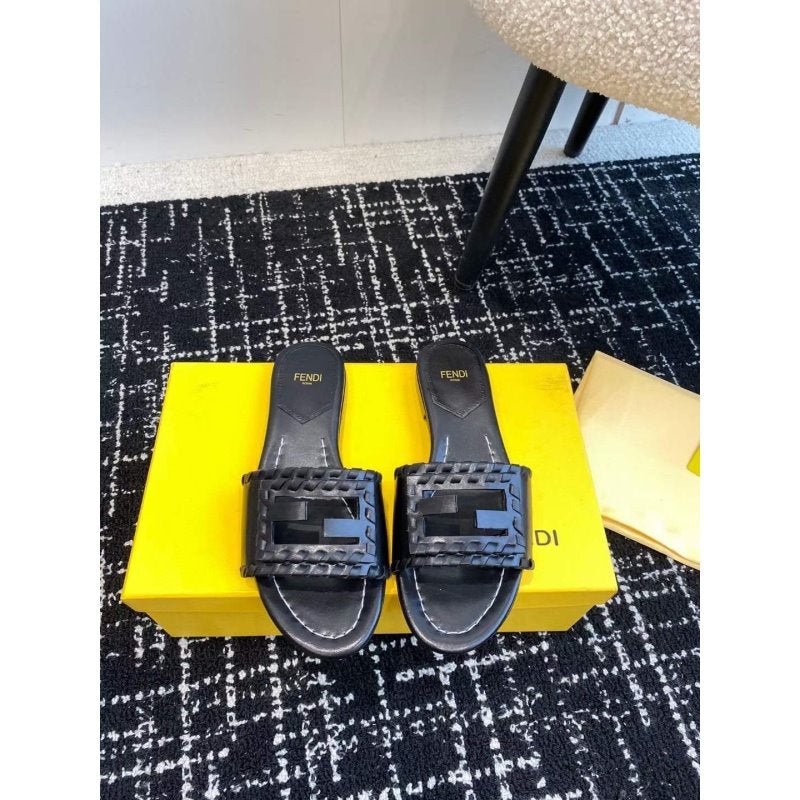 Fendi Flat Slippers SH011072
