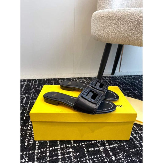 Fendi Flat Slippers SH011072