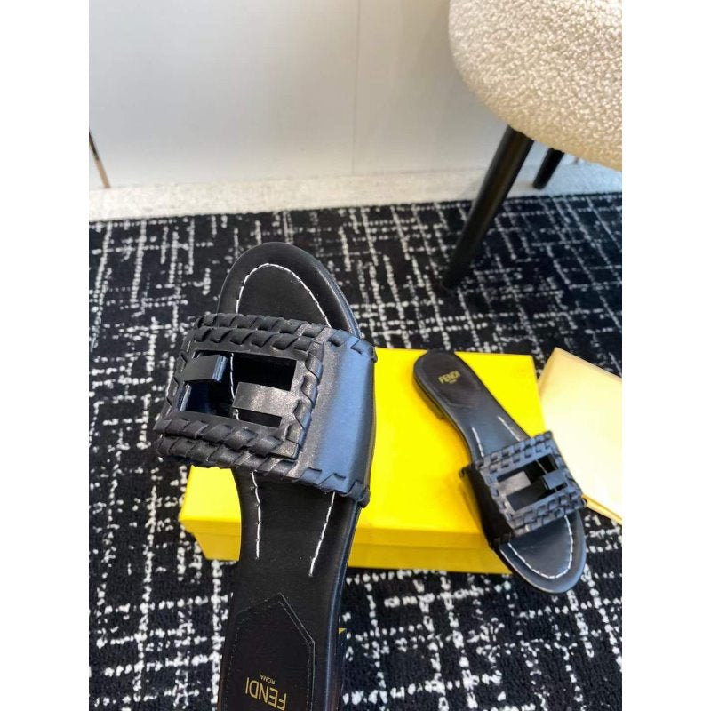 Fendi Flat Slippers SH011072