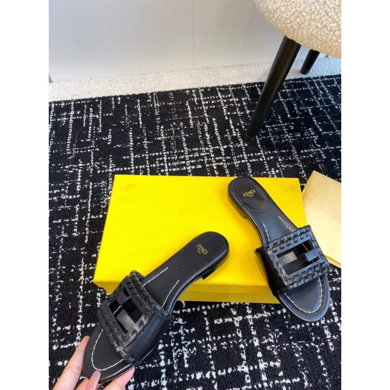 Fendi Flat Slippers SH011072