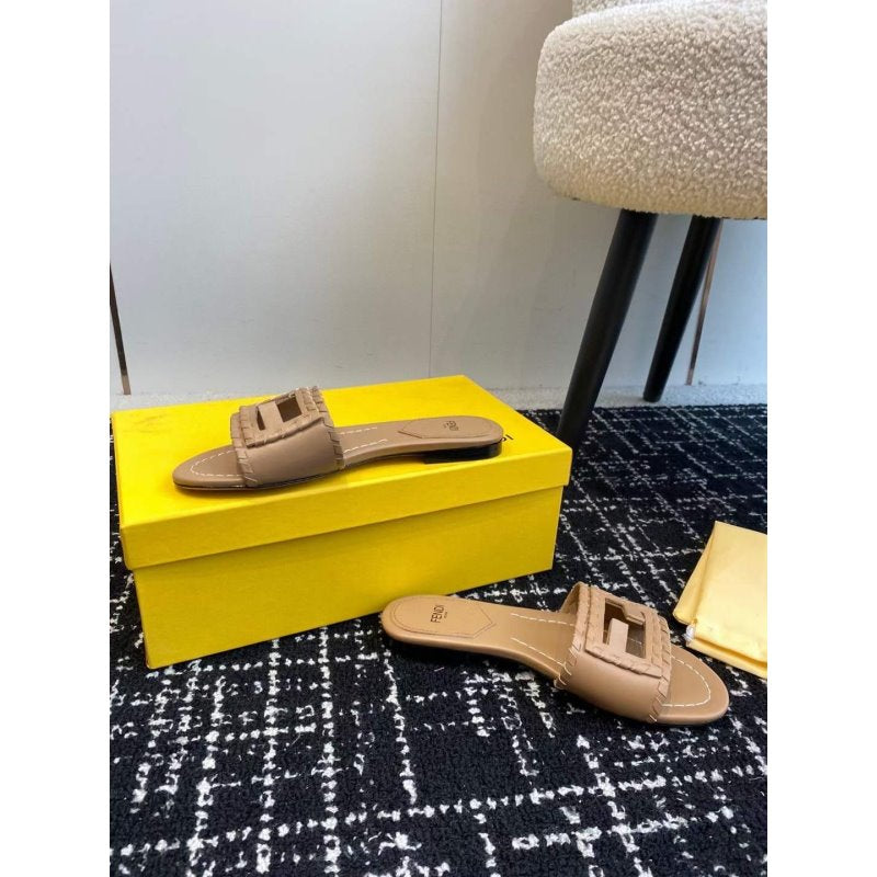 Fendi Flat Slippers SH011073