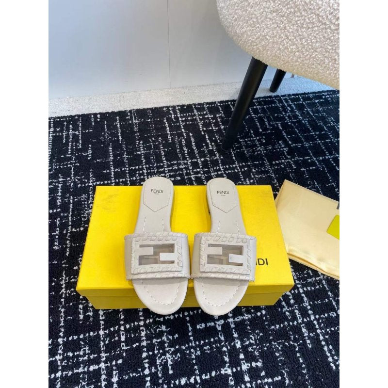 Fendi Flat Slippers SH011074