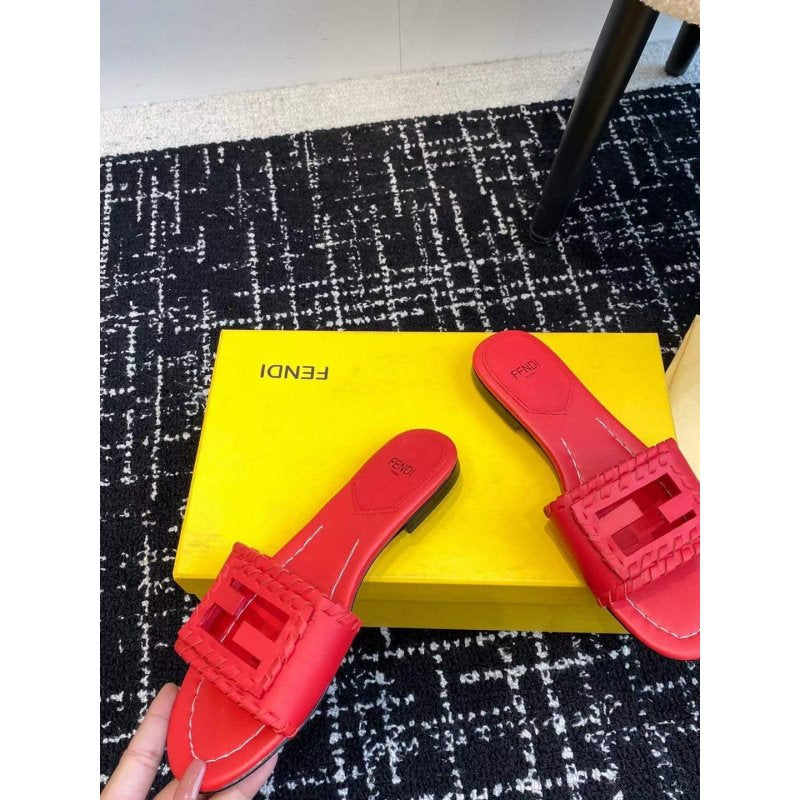 Fendi Flat Slippers SH011075