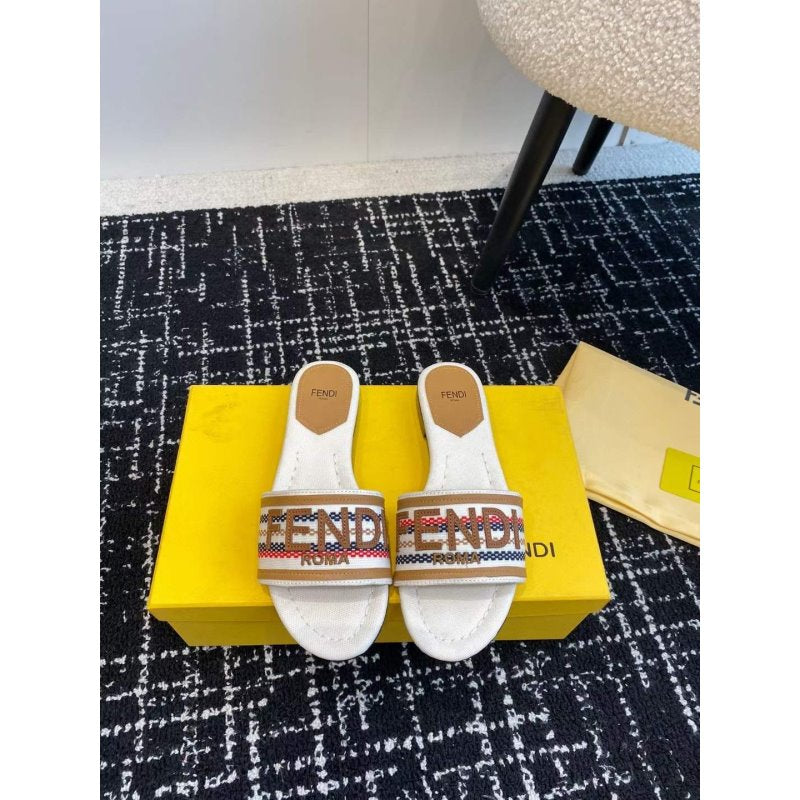 Fendi Flat Slippers SH011078