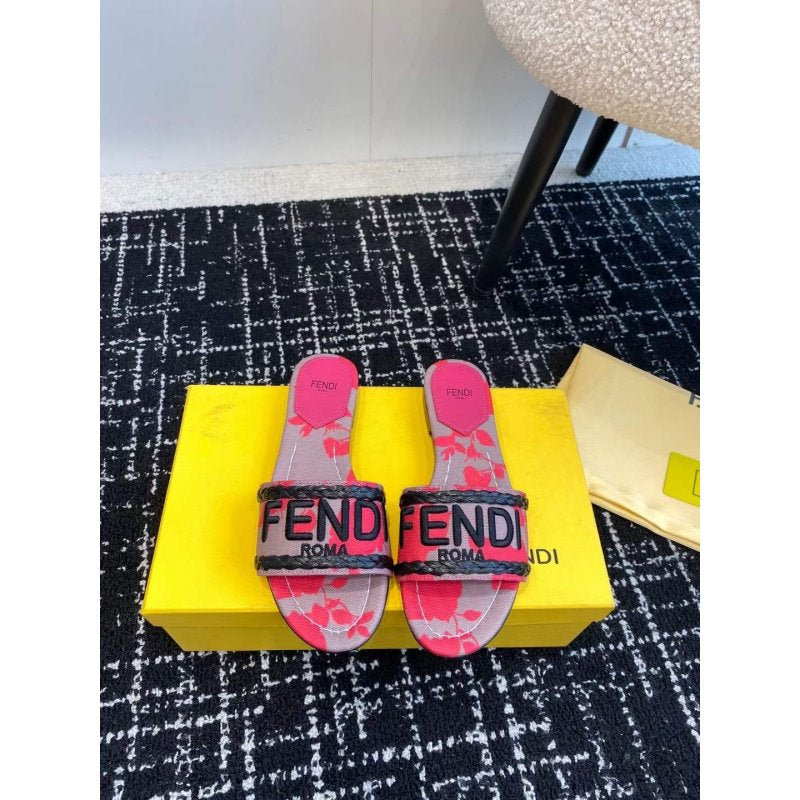 Fendi Flat Slippers SH011079