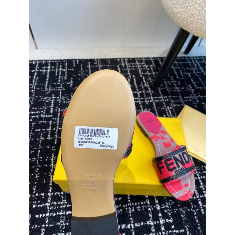 Fendi Flat Slippers SH011079