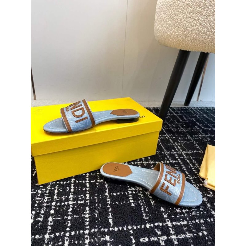 Fendi Flat Slippers SH011080