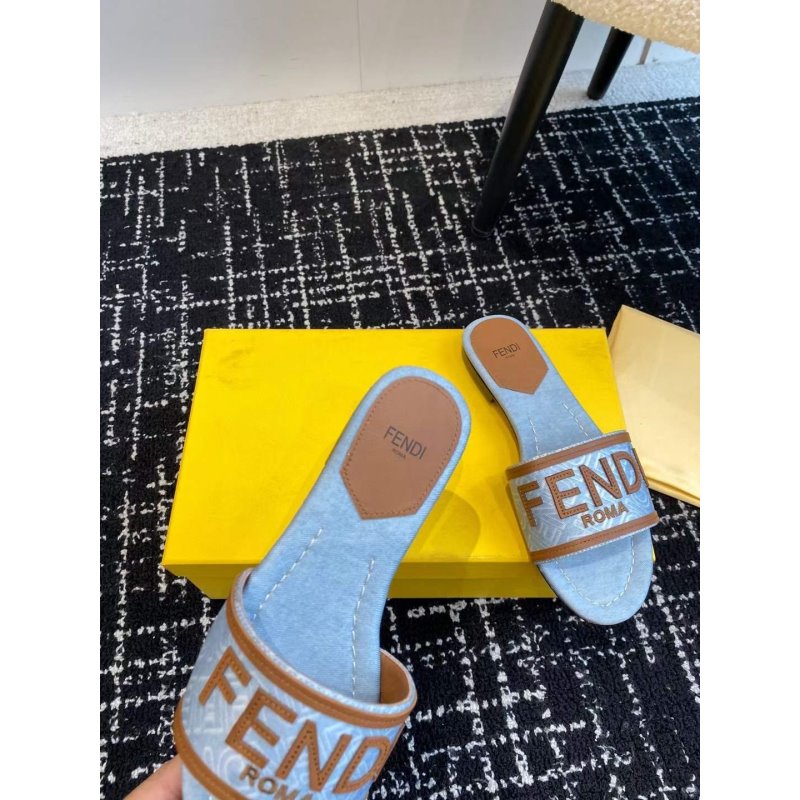 Fendi Flat Slippers SH011080