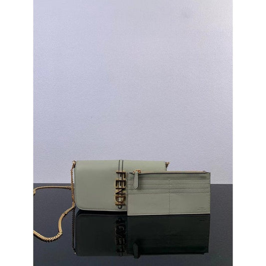 Fendi Leather Chain Bag BG0525193