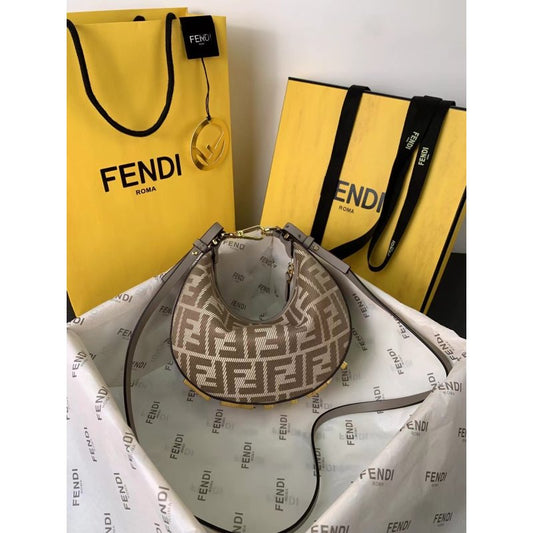 Fendi Moon Bag BG0525185
