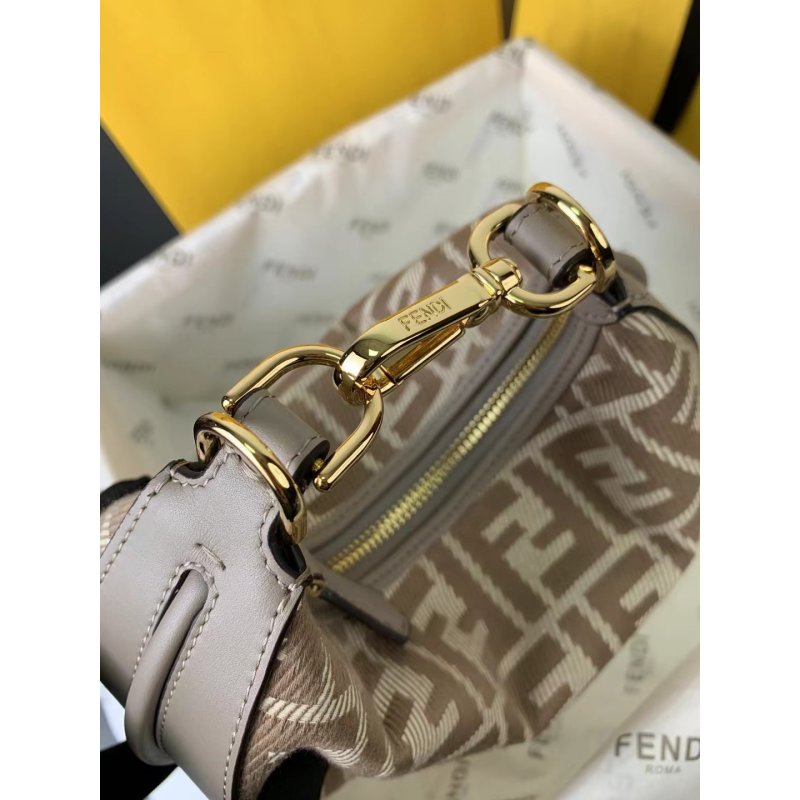 Fendi Moon Bag BG0525185