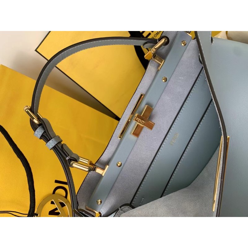 Fendi Peekaboo Shoulder Bag BG0525187