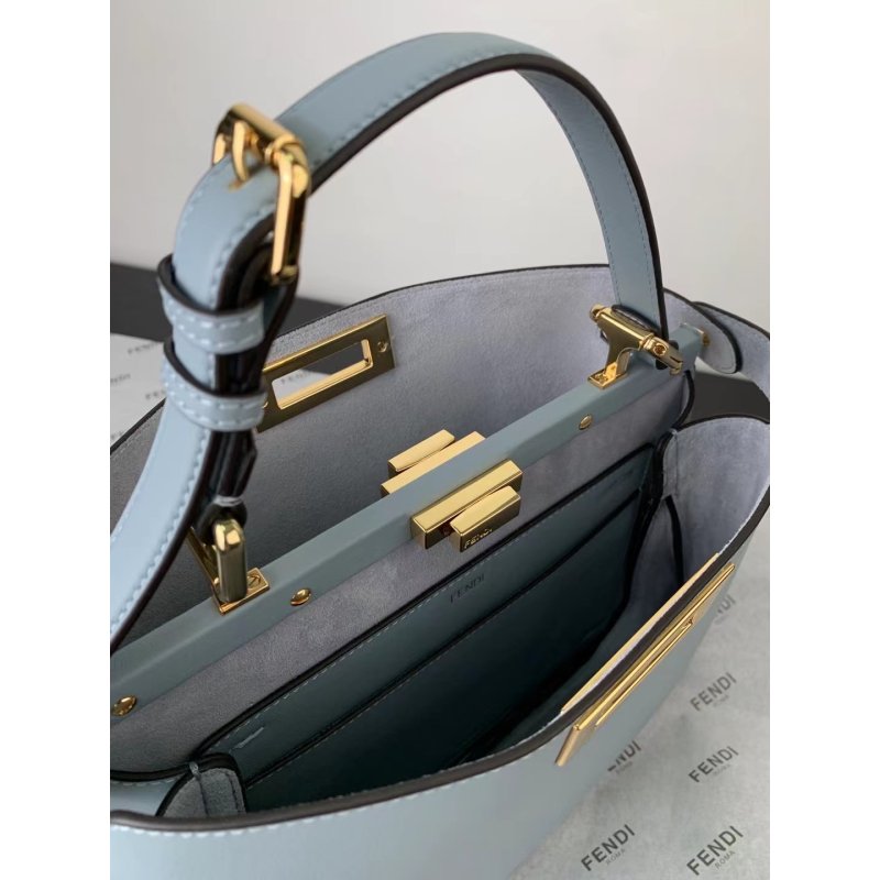Fendi Peekaboo Shoulder Bag BG0525187