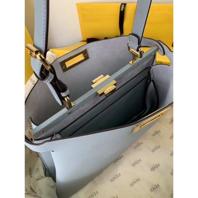 Fendi Peekaboo Shoulder Bag BG0525188