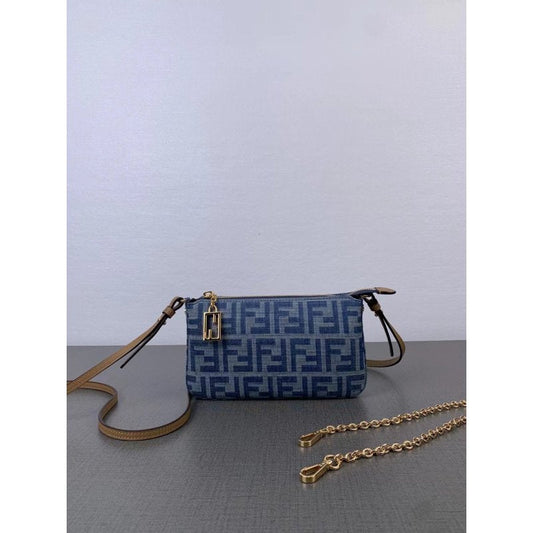 Fendi Shoulder Bag BG0525210