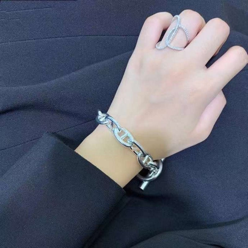 Hermes Farandole Pig Nose Bracelet JWLH0032