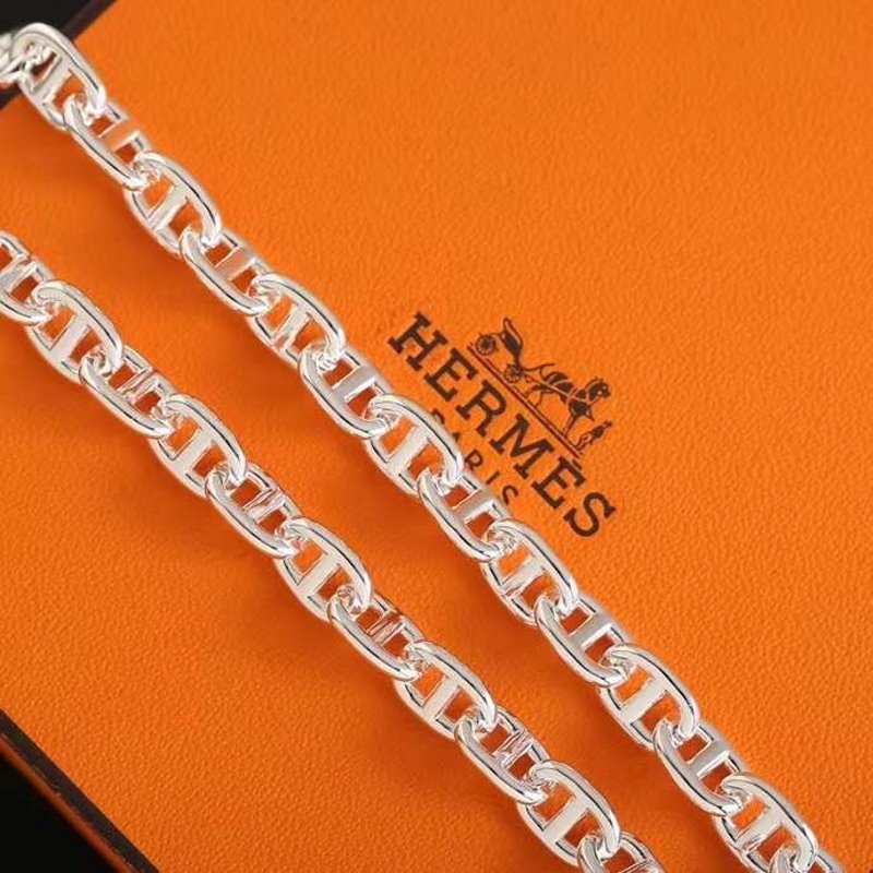 Hermes Farandole Pig Nose Necklace JWLH0031