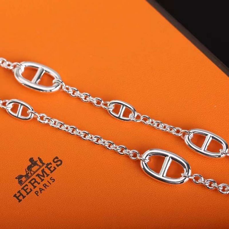Hermes Farandole Pig Nose Necklace JWLH0035