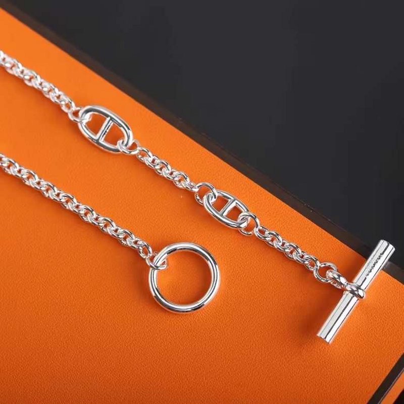 Hermes Farandole Pig Nose Necklace JWLH0035