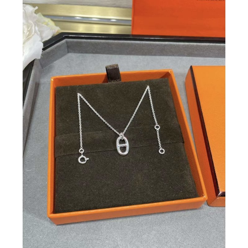Hermes Farandole Pig Nose Necklace JWLH0051