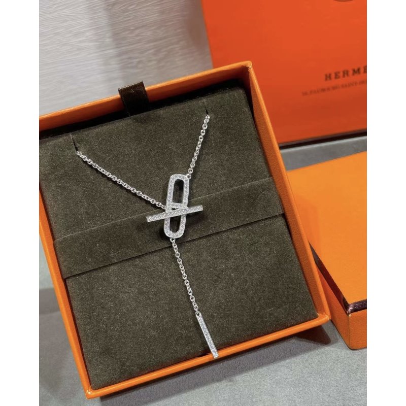Hermes Farandole Pig Nose Necklace JWLH0054