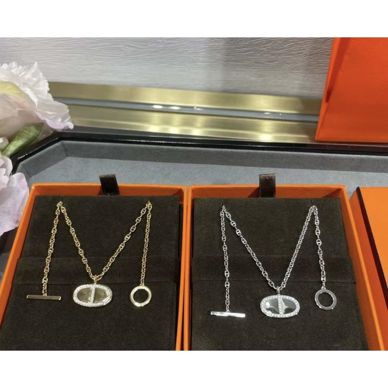 Hermes Farandole Pig Nose Necklace JWLH0055