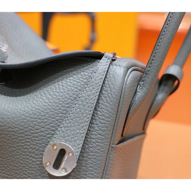Hermes Lindy Bag BG0525250