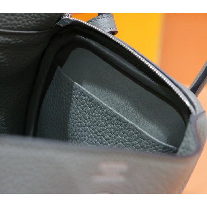 Hermes Lindy Bag BG0525250