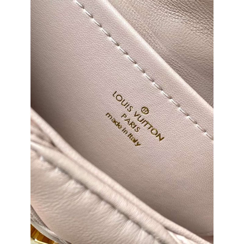 Louis Vuitton MM Malletage Leather Hand Bag BG00012