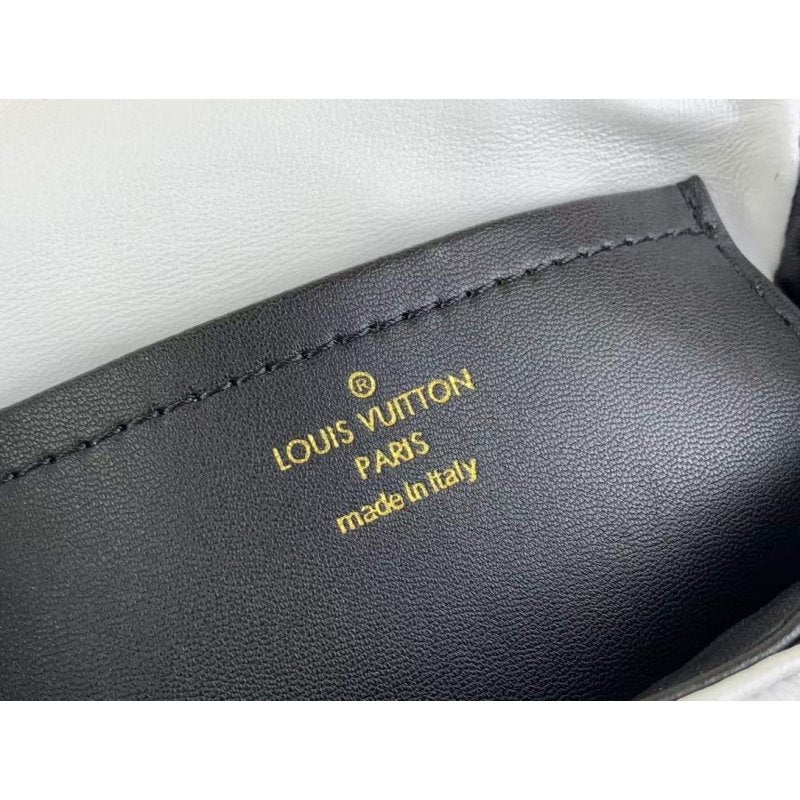 Louis Vuitton MM Malletage Leather Hand Bag BG00009
