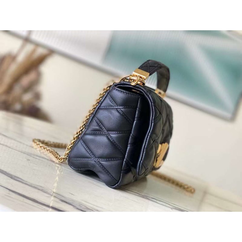 Louis Vuitton MM Malletage Leather Hand Bag BG00001