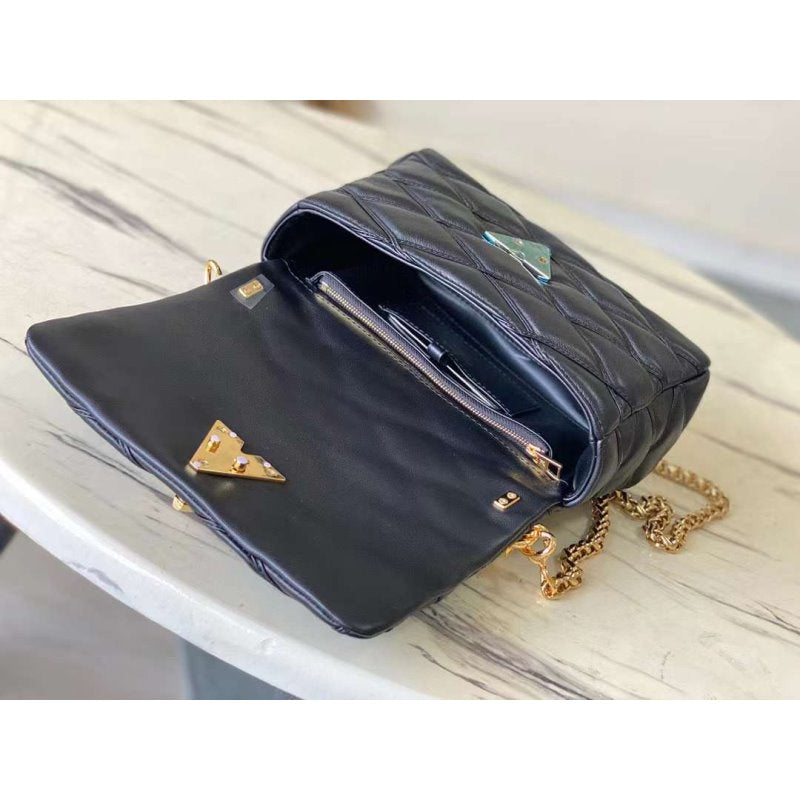 Louis Vuitton MM Malletage Leather Hand Bag BG00001