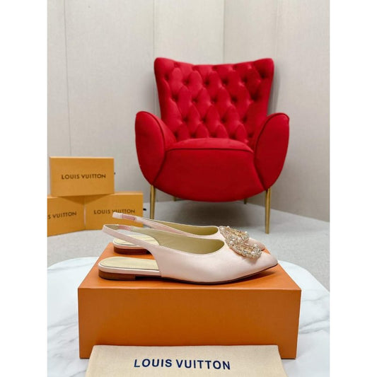 Louis Viutton Pointed Round Buckle Sandals SH010393