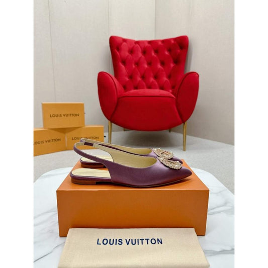 Louis Viutton Pointed Round Buckle Sandals SH010397