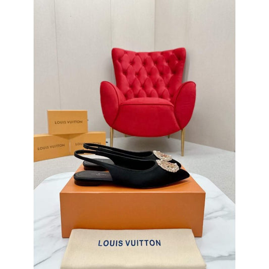 Louis Viutton Pointed Round Buckle Sandals SH010399