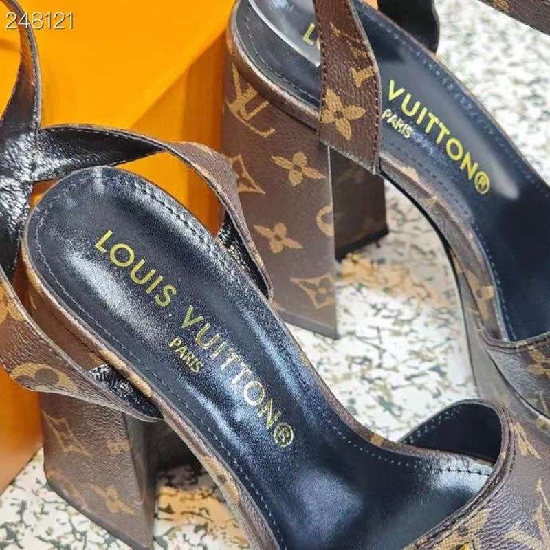 Louis Viutton Thick High Heeled Slippers SH010429