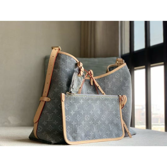 Louis Vuitton CarryAll Hand Bag BG0525086