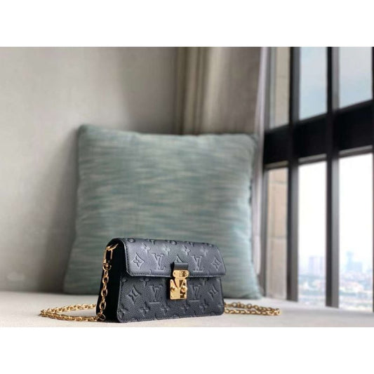 Louis Vuitton Eva Hand Bag BG030518