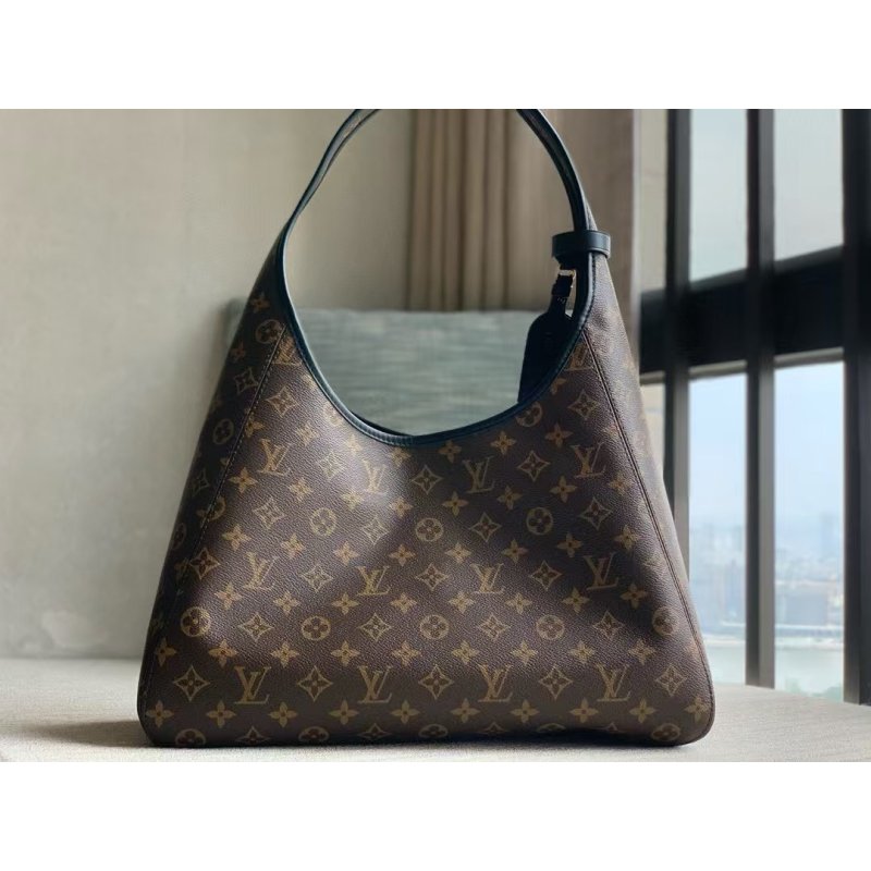 Louis Vuitton Hobo Bag BG0525094
