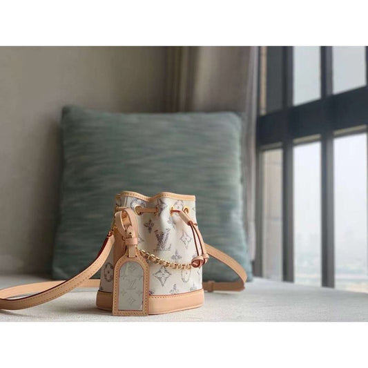 Louis Vuitton Nano Neo Bag BG02843
